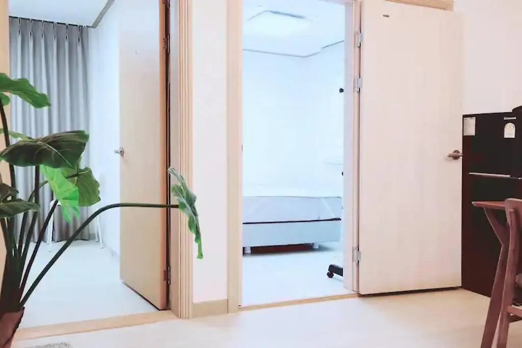 C-1 White Linen House,3Br Apartment Seoul