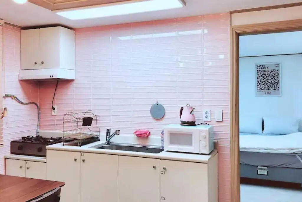 C-1 White Linen House,3Br Apartment Seoul 0*,  South Korea