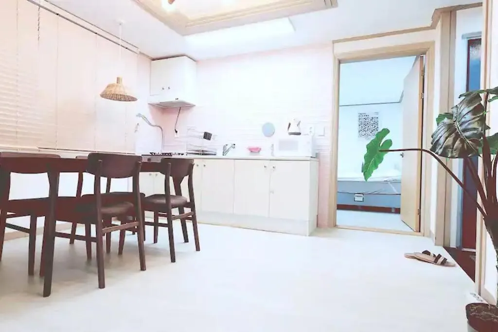 C-1 White Linen House,3Br Apartment Seoul 0*,