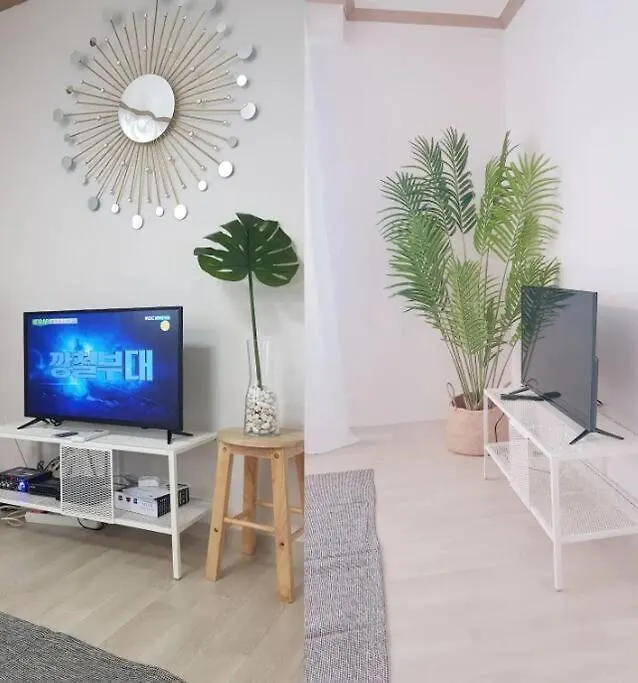 דירות סיאול C-1 White Linen House,3Br 0*,